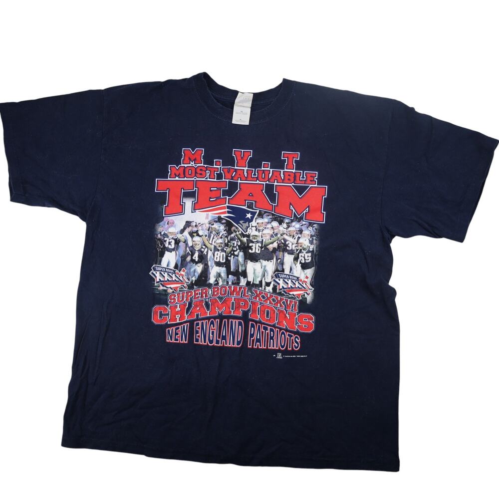 Vintage Y2k New England Patriots Superbowl Champions Graphic T Shirt